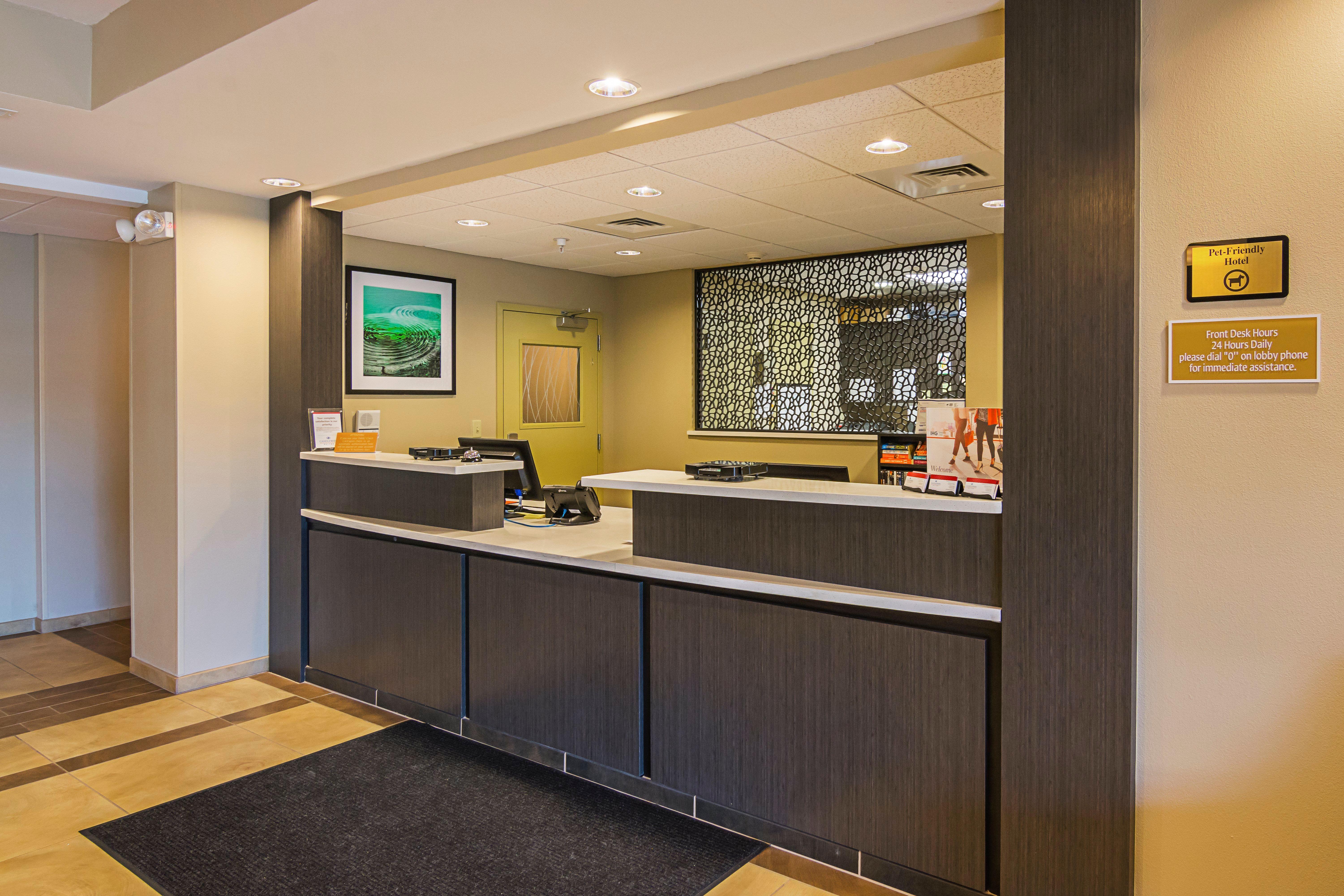 Candlewood Suites - Pensacola - University Area By Ihg Екстер'єр фото