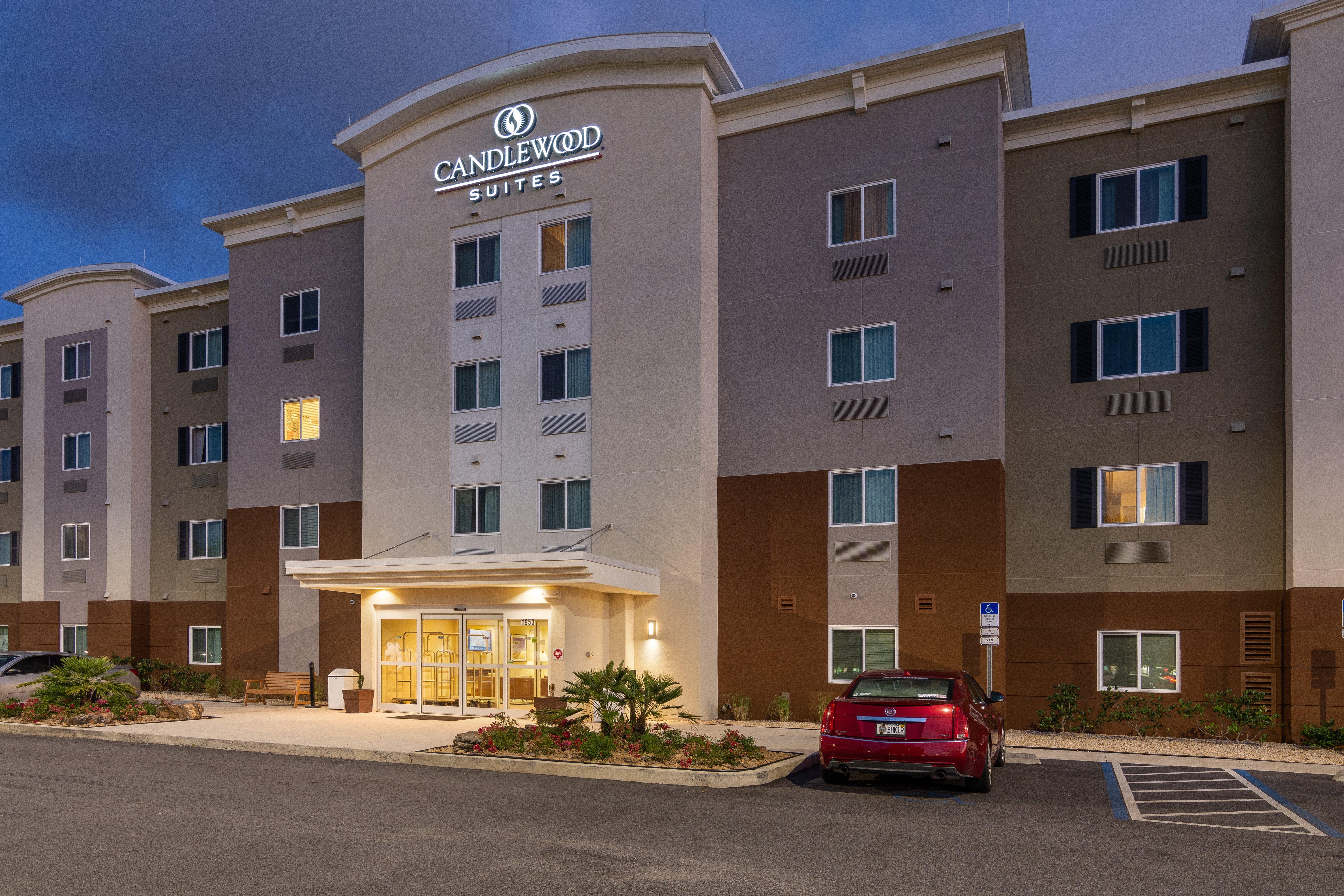 Candlewood Suites - Pensacola - University Area By Ihg Екстер'єр фото