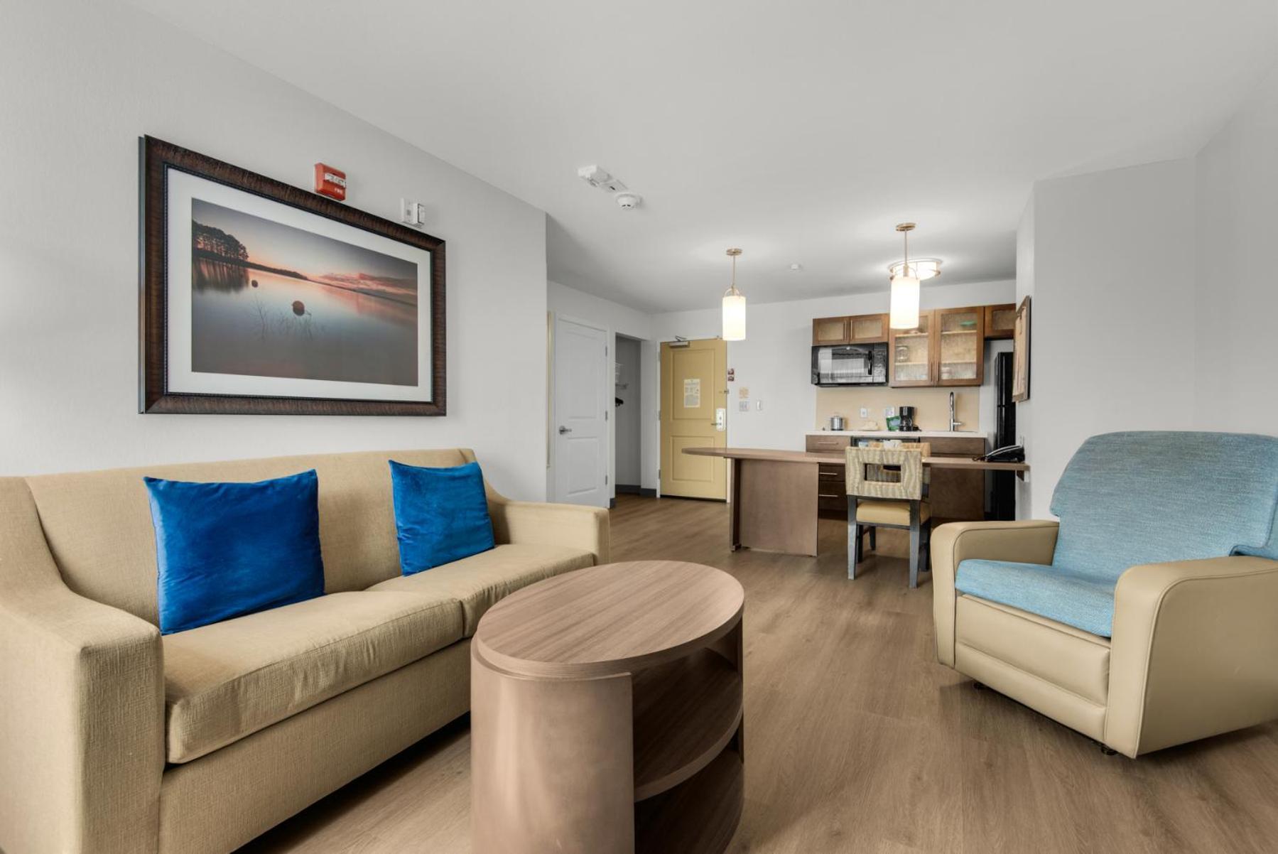 Candlewood Suites - Pensacola - University Area By Ihg Екстер'єр фото