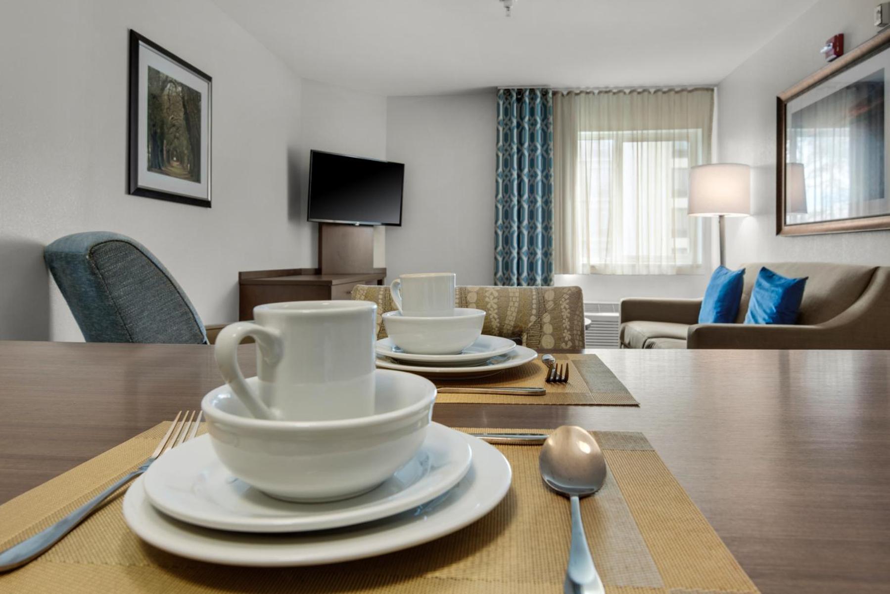 Candlewood Suites - Pensacola - University Area By Ihg Екстер'єр фото