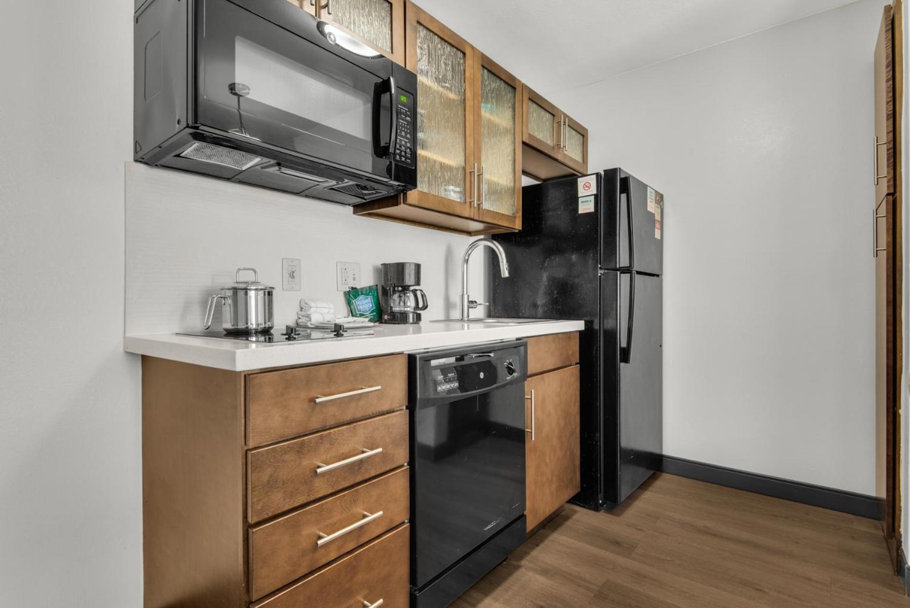 Candlewood Suites - Pensacola - University Area By Ihg Екстер'єр фото