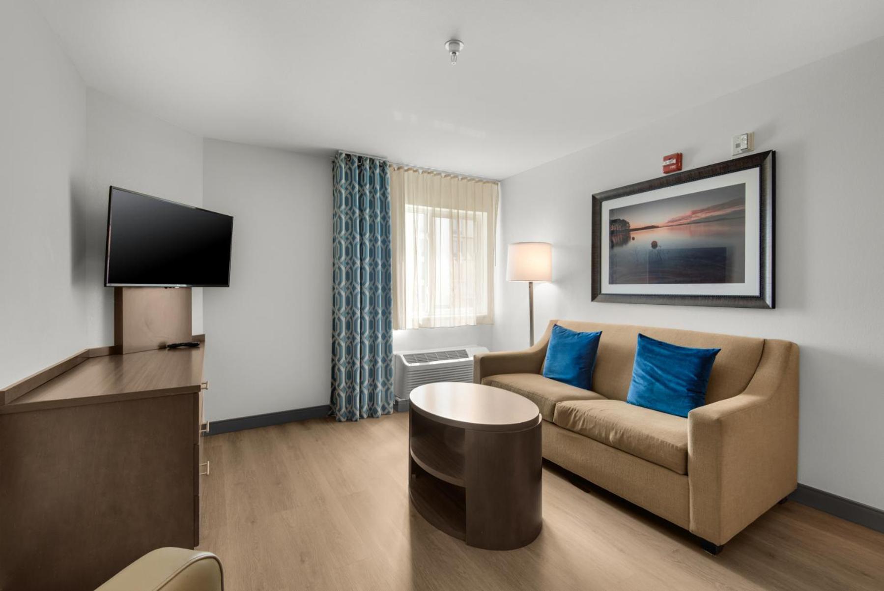 Candlewood Suites - Pensacola - University Area By Ihg Екстер'єр фото