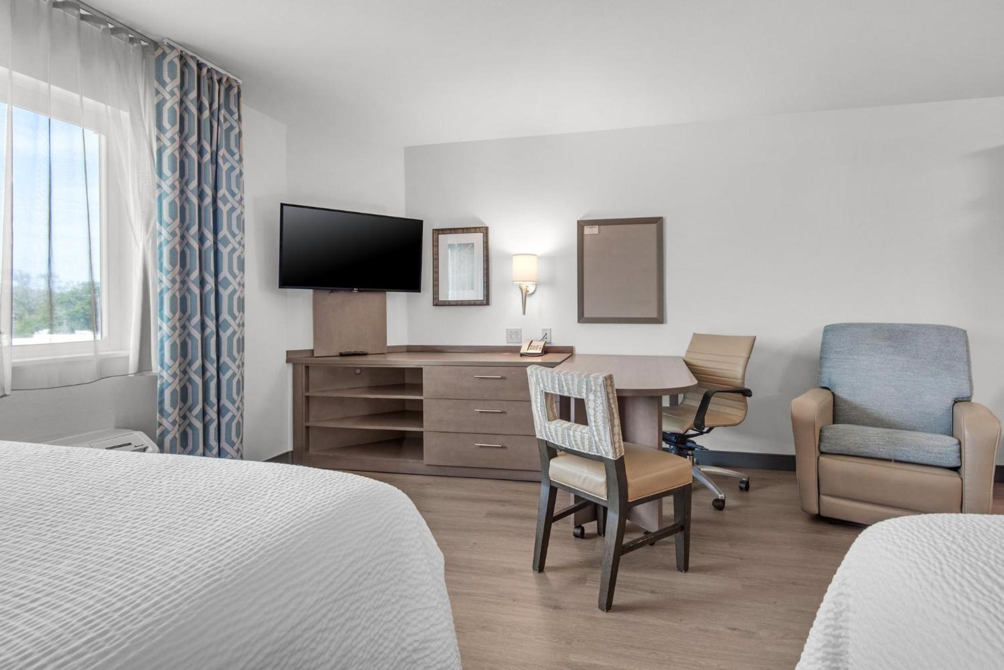 Candlewood Suites - Pensacola - University Area By Ihg Екстер'єр фото