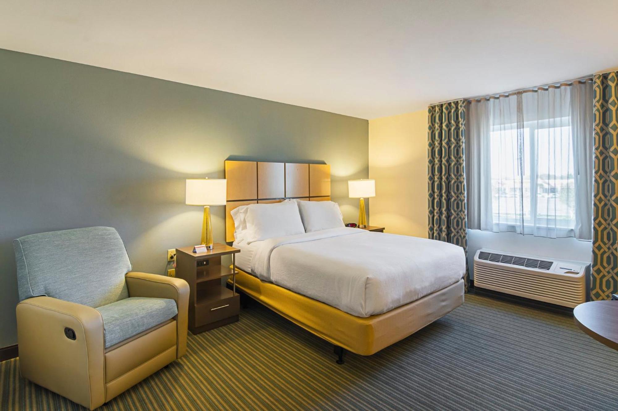 Candlewood Suites - Pensacola - University Area By Ihg Екстер'єр фото